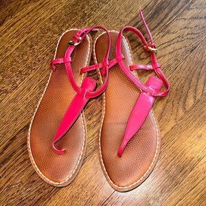 Bass maroon/deep red thong flat sandals‎
